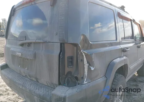 2006 Jeep Commander from USA, damaged, VIN 1J8HG48N56C352299